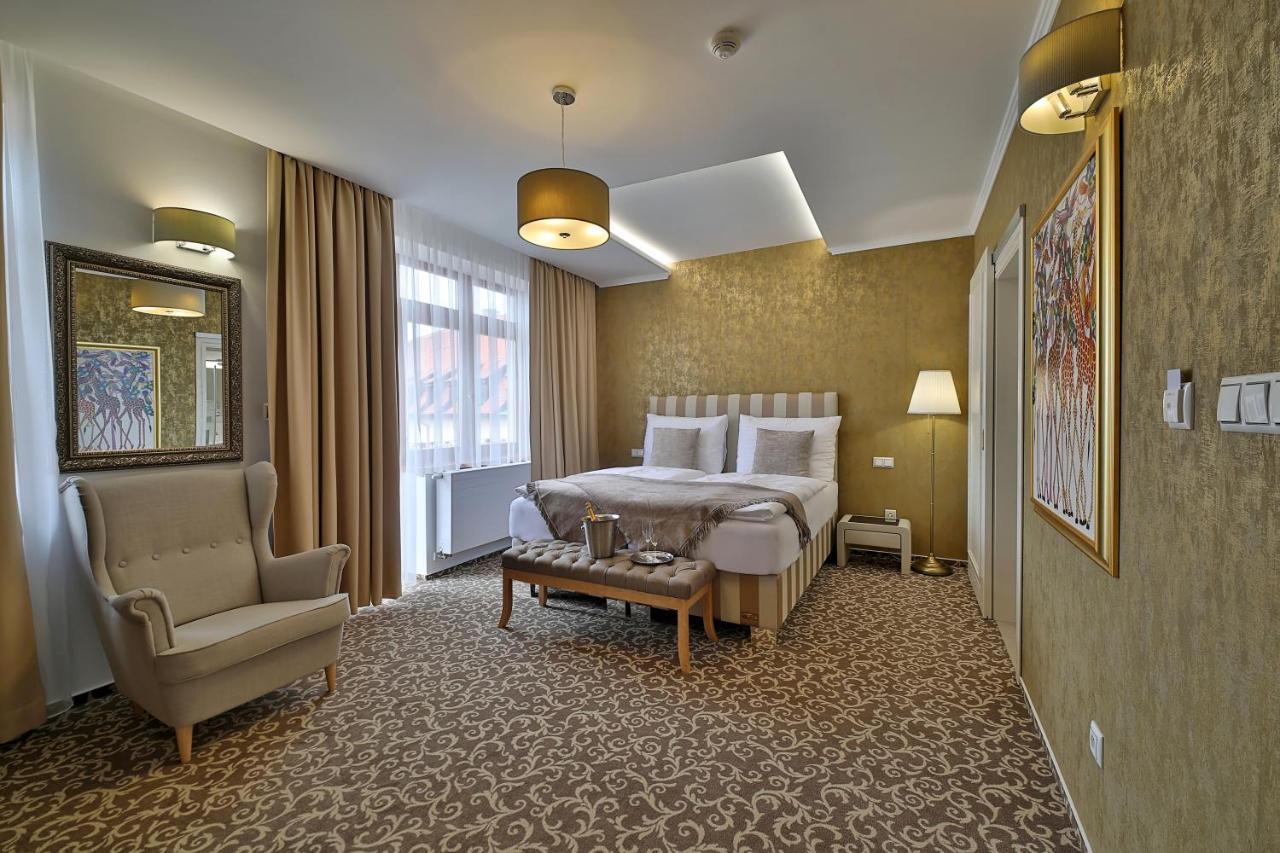 Hotel Pod Branou Bardejov Exterior photo